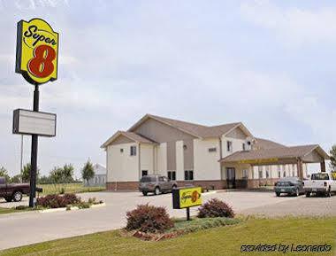 Super 8 By Wyndham Belleville Bagian luar foto